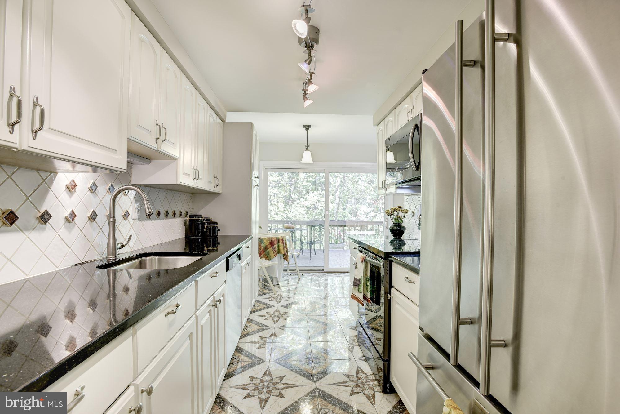 2346 Generation Drive Reston, VA 20191 - Photo 15 of 54 Updated S/S appliances & sink + light fixture