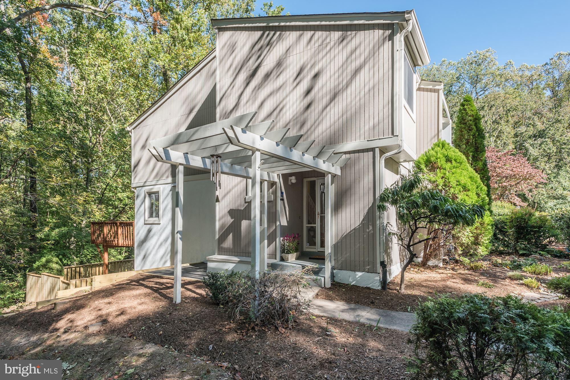 2346 Generation Drive Reston, VA 20191 - Photo 4 of 54 Welcome to rarely available end unit town house
