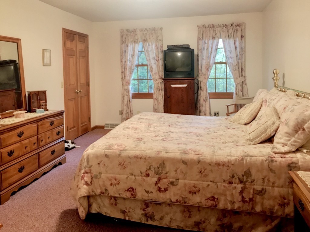 226 Klaus Anderson Road Southwick, MA 01077 - Photo 15 of 30 Gallery Image 15