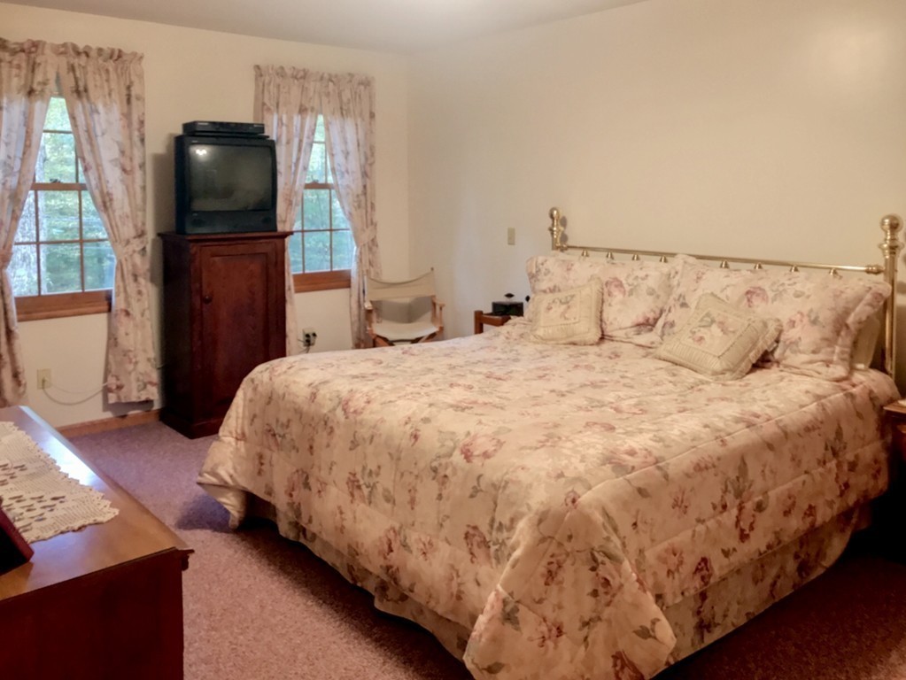 226 Klaus Anderson Road Southwick, MA 01077 - Photo 16 of 30 Gallery Image 16