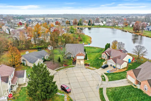 $330,000 | 516 Palmyra Drive, Indianapolis, IN 46239