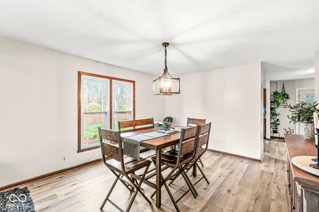 $330,000 | 516 Palmyra Drive, Indianapolis, IN 46239