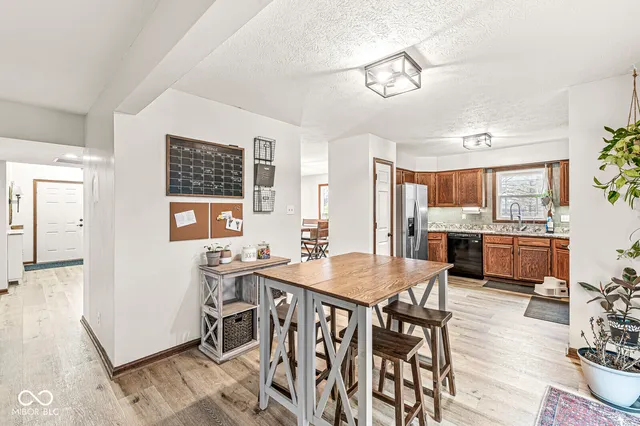 $330,000 | 516 Palmyra Drive, Indianapolis, IN 46239