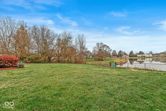 $330,000 | 516 Palmyra Drive, Indianapolis, IN 46239