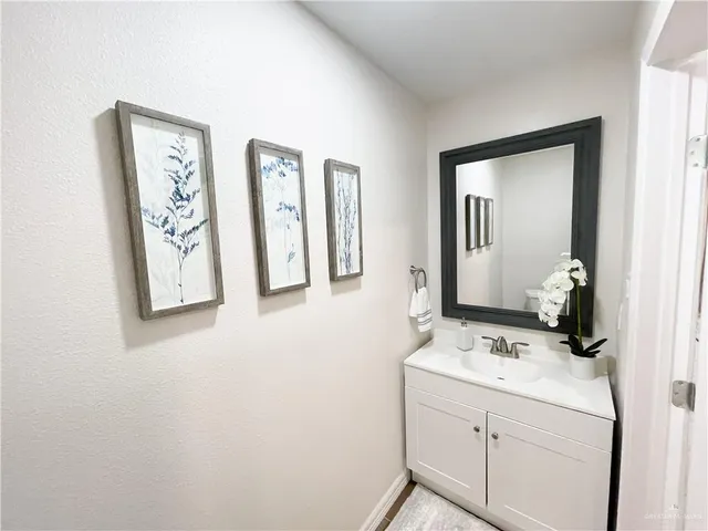 $1,980 | 500 East El Rancho Avenue, Unit 28, McAllen, TX 78503