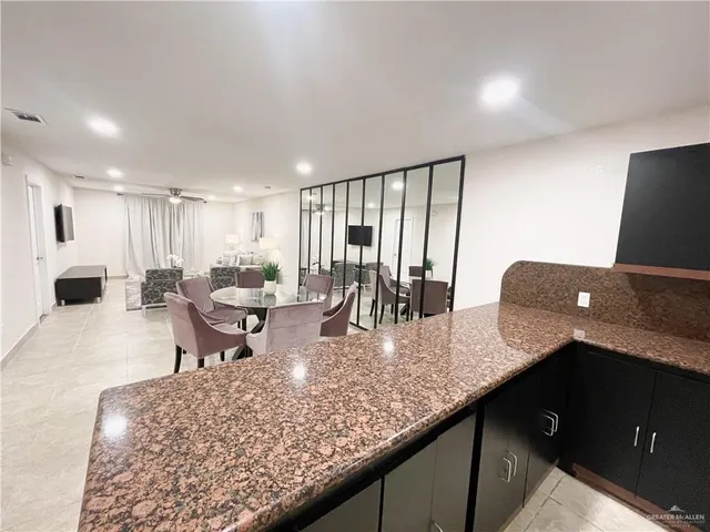 $1,980 | 500 East El Rancho Avenue, Unit 28, McAllen, TX 78503