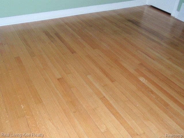 16105 Stephens Road Eastpointe, MI 48021 - Photo 22 of 25 Stephens 020