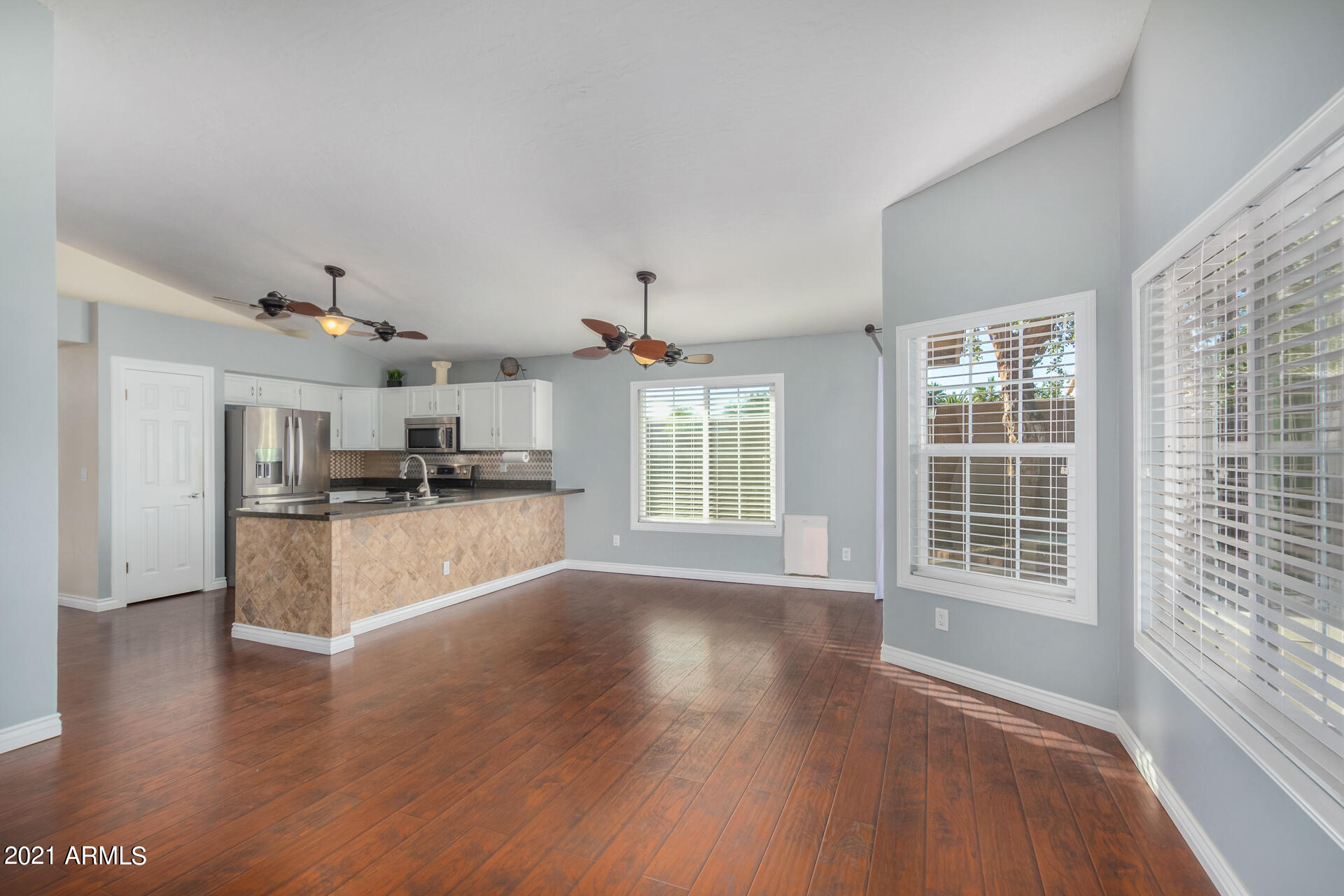 3602 East Verdin Road Phoenix, AZ 85044 - Photo 14 of 35 11 - Verdin