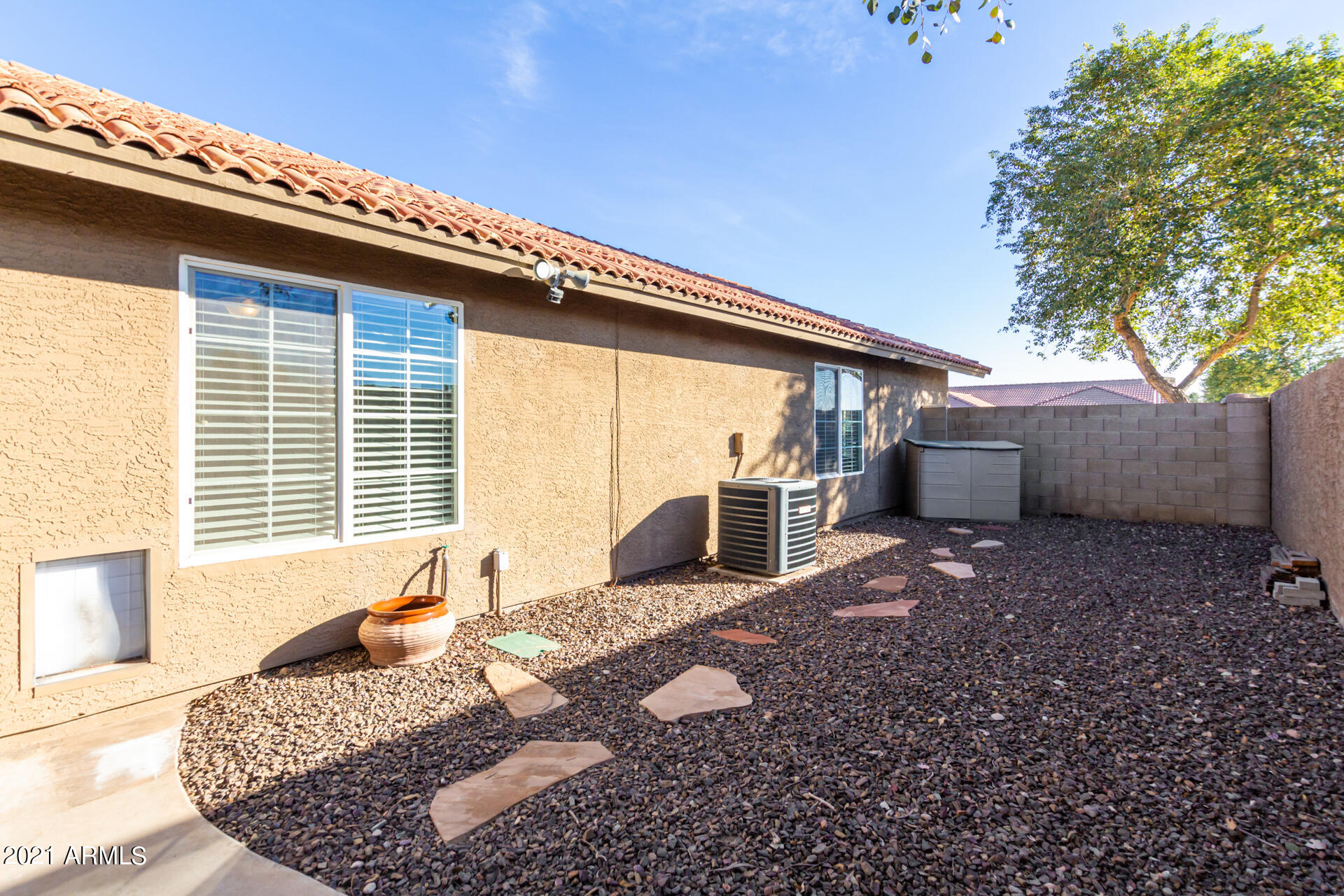 3602 East Verdin Road Phoenix, AZ 85044 - Photo 27 of 35 27 - Verdin