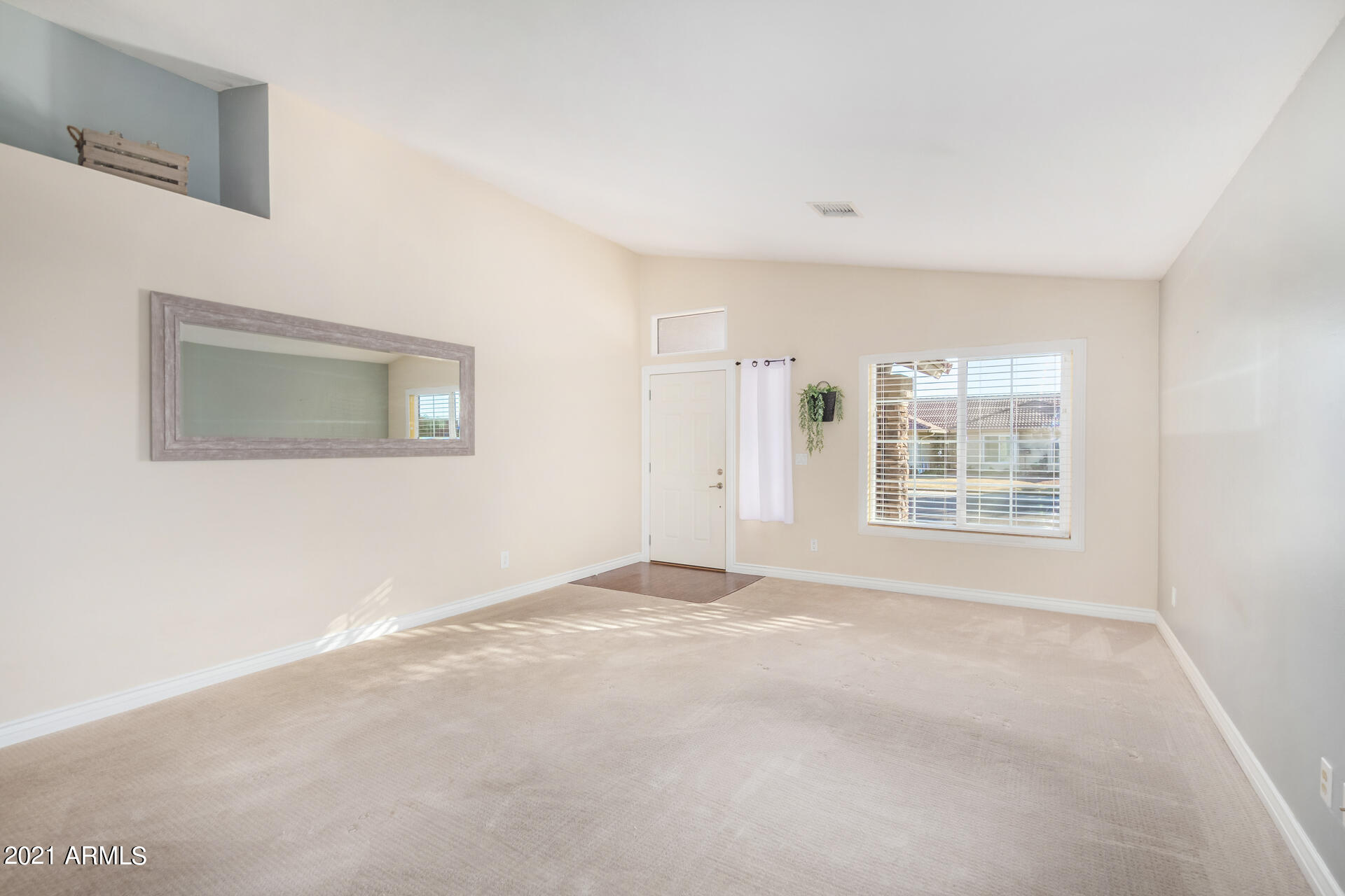 3602 East Verdin Road Phoenix, AZ 85044 - Photo 6 of 35 06 - Verdin
