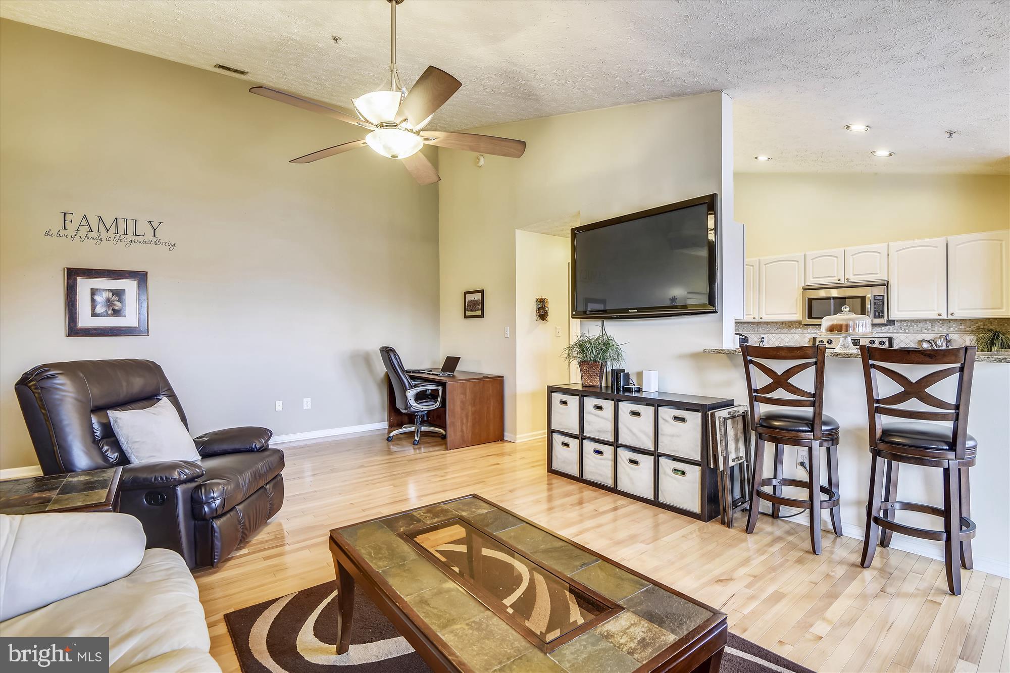 685 Winding Stream Way, Unit 302 Odenton, MD 21113 - Photo 6 of 38 Living dining combo