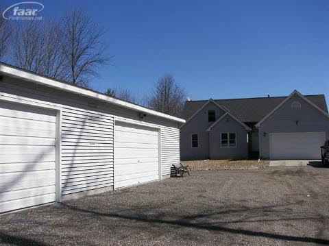 10124 North Sheridan Road Montrose, MI 48457 - Photo 41 of 44 20354083-40.JPG