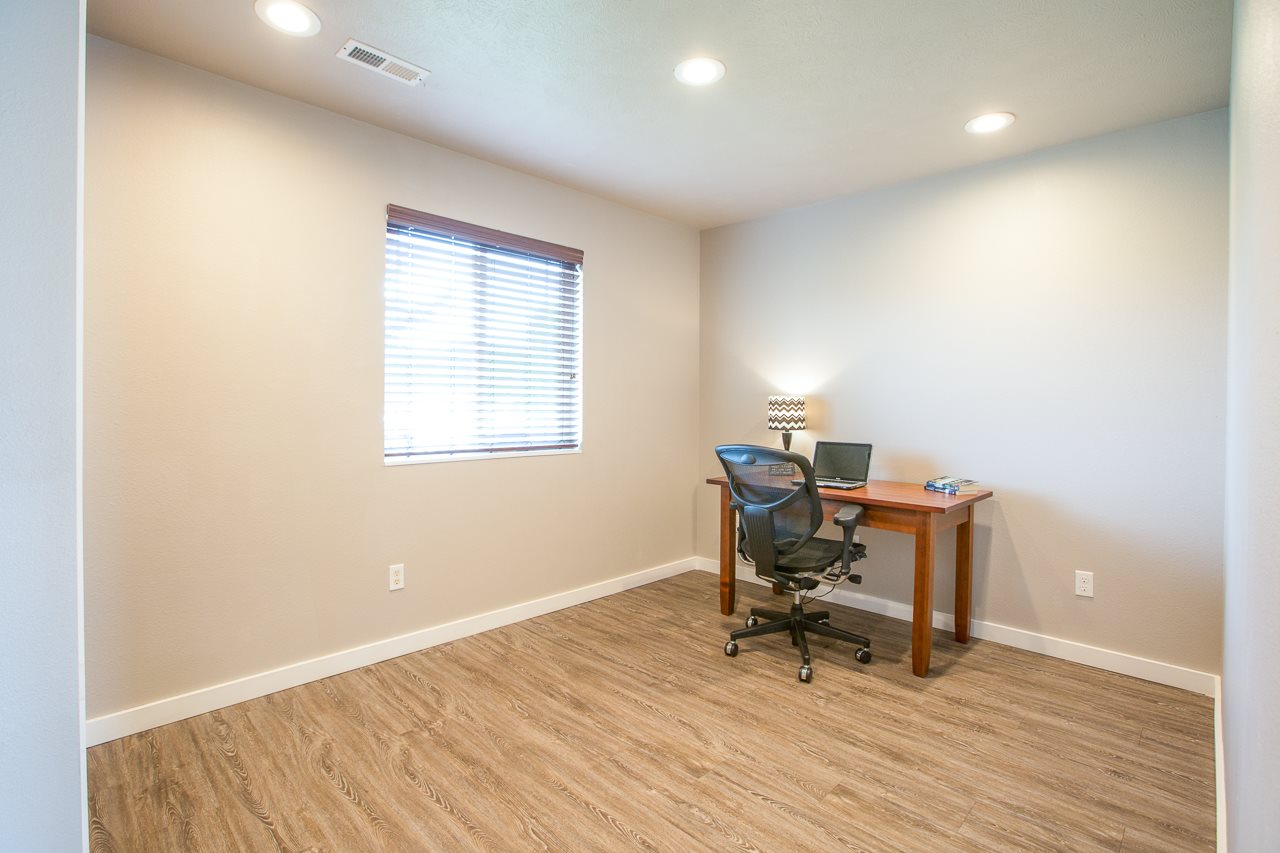 5210 North Mayhew Road Spokane Valley, WA 99216 - Photo 14 of 20 Gallery Image 14