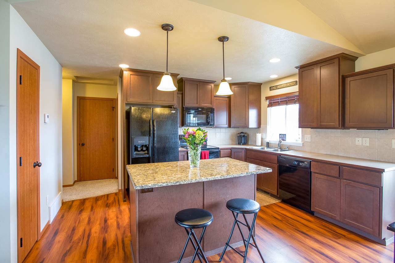 5210 North Mayhew Road Spokane Valley, WA 99216 - Photo 5 of 20 Gallery Image 5