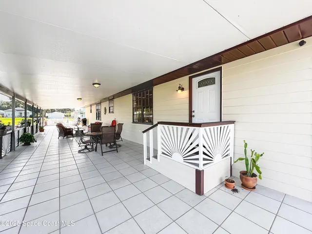 $395,000 | 534 Minnow Court, Kenansville, FL 34739