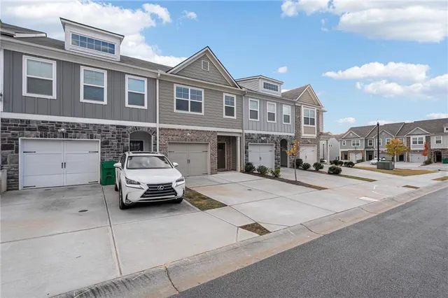 $2,150 | 6395 Shalks Crossing Drive, Lithonia, GA 30058