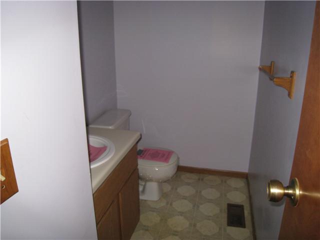 8179 Rochester Way Westerville, OH 43081 - Photo 4 of 12