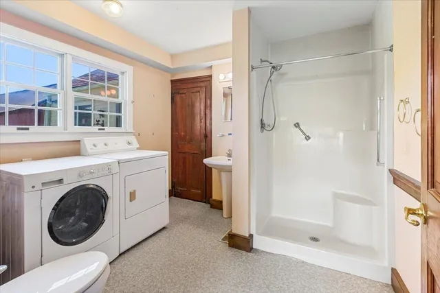 $725,000 | 2 Cold Spring Road, Shaftsbury, VT 05257