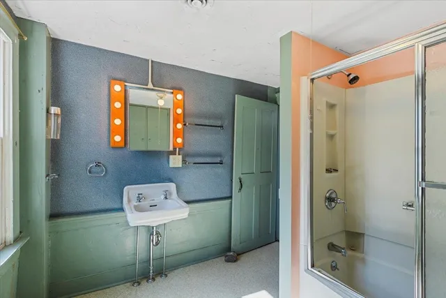 $725,000 | 2 Cold Spring Road, Shaftsbury, VT 05257