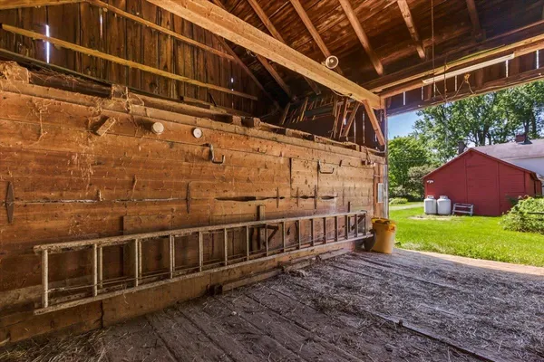 $725,000 | 2 Cold Spring Road, Shaftsbury, VT 05257