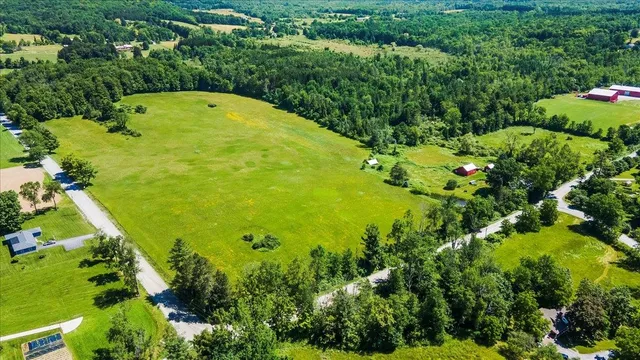$725,000 | 2 Cold Spring Road, Shaftsbury, VT 05257
