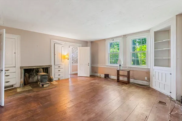 $725,000 | 2 Cold Spring Road, Shaftsbury, VT 05257