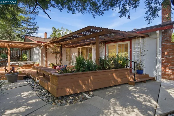 $975,000 | 143 Donegal Way, Martinez, CA 94553