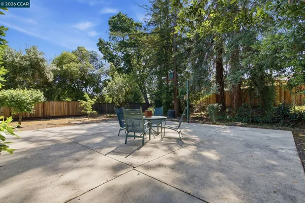 $975,000 | 143 Donegal Way, Martinez, CA 94553