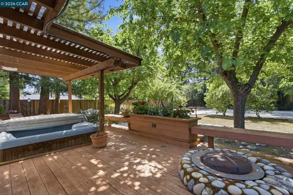 $975,000 | 143 Donegal Way, Martinez, CA 94553