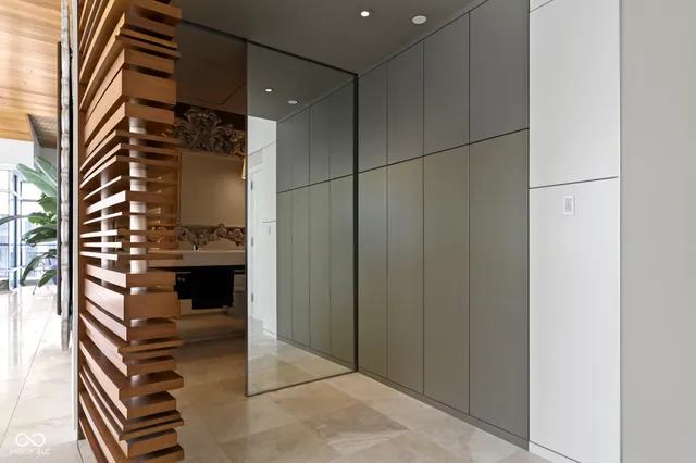 $1,395,000 | 429 North Pennsylvania Street, Unit 904, Indianapolis, IN 46204