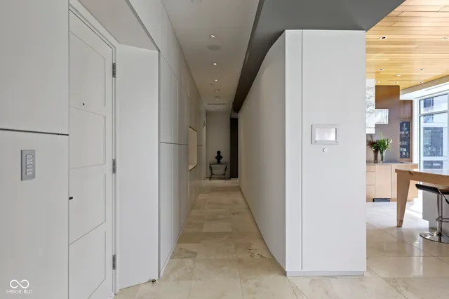 $1,395,000 | 429 North Pennsylvania Street, Unit 904, Indianapolis, IN 46204