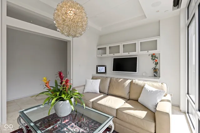 $1,395,000 | 429 North Pennsylvania Street, Unit 904, Indianapolis, IN 46204