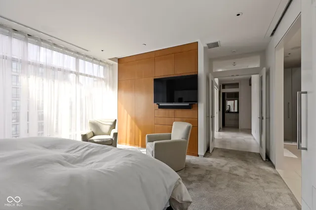 $1,395,000 | 429 North Pennsylvania Street, Unit 904, Indianapolis, IN 46204