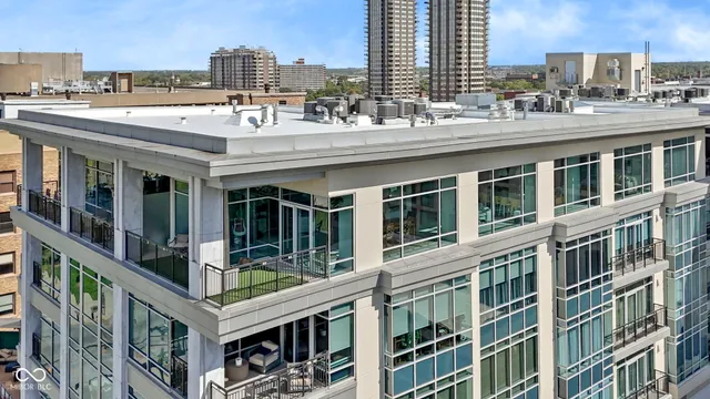 $1,395,000 | 429 North Pennsylvania Street, Unit 904, Indianapolis, IN 46204