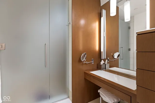 $1,395,000 | 429 North Pennsylvania Street, Unit 904, Indianapolis, IN 46204