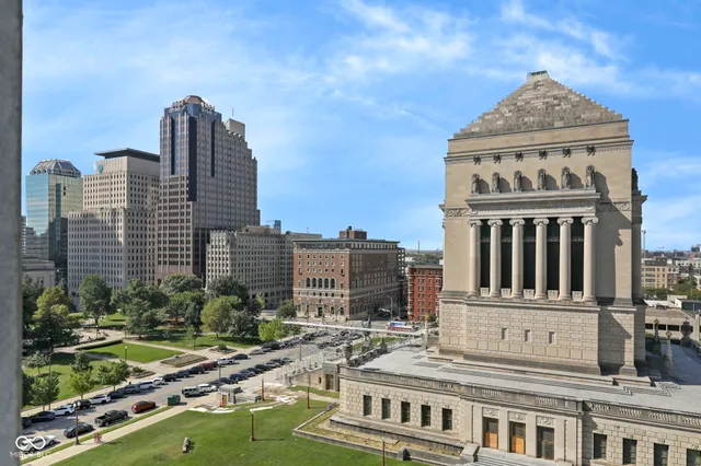 $1,395,000 | 429 North Pennsylvania Street, Unit 904, Indianapolis, IN 46204