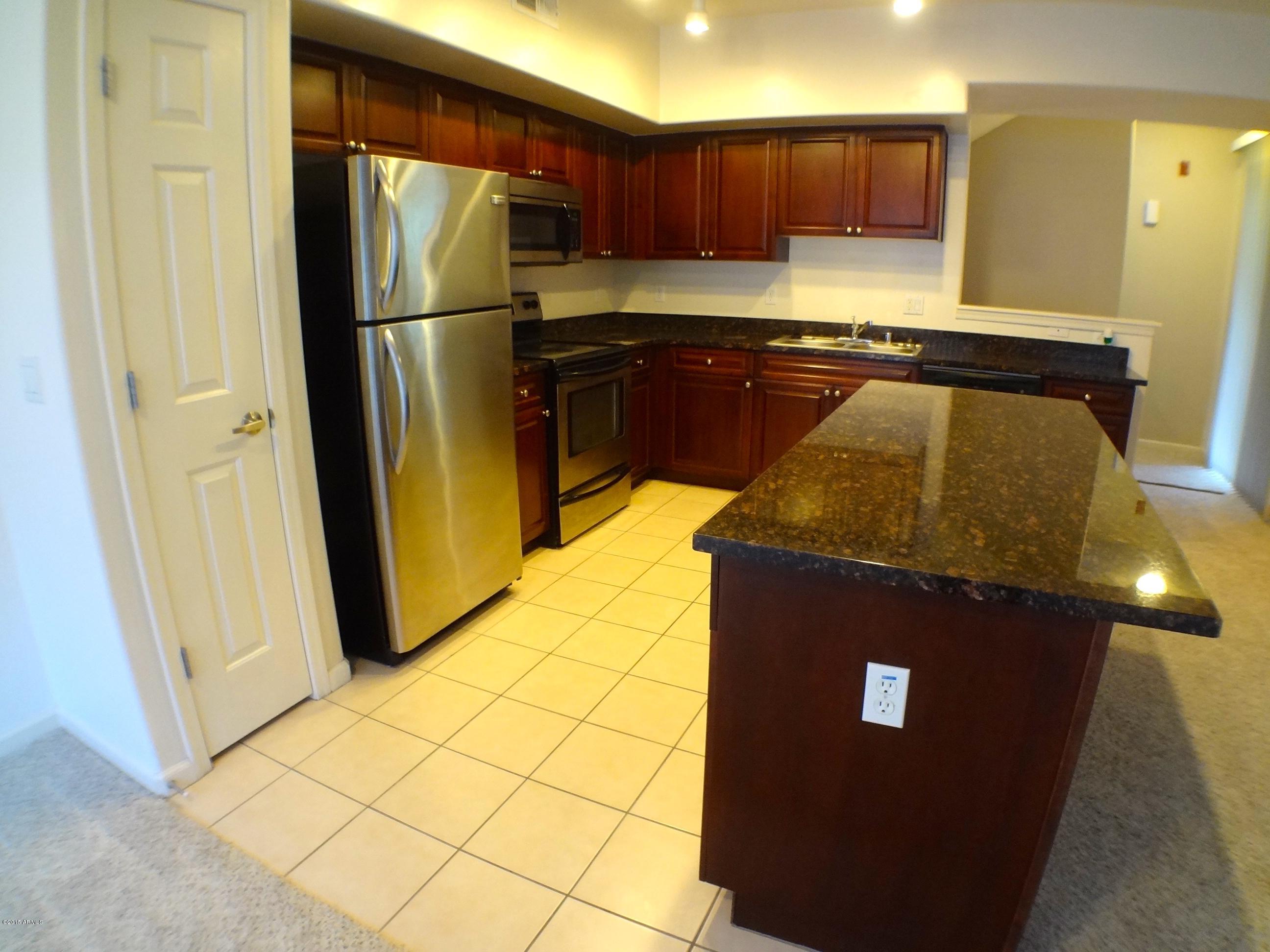 1920 East Bell Road, Unit 1084 Phoenix, AZ 85022 - Photo 9 of 28 DSC05930