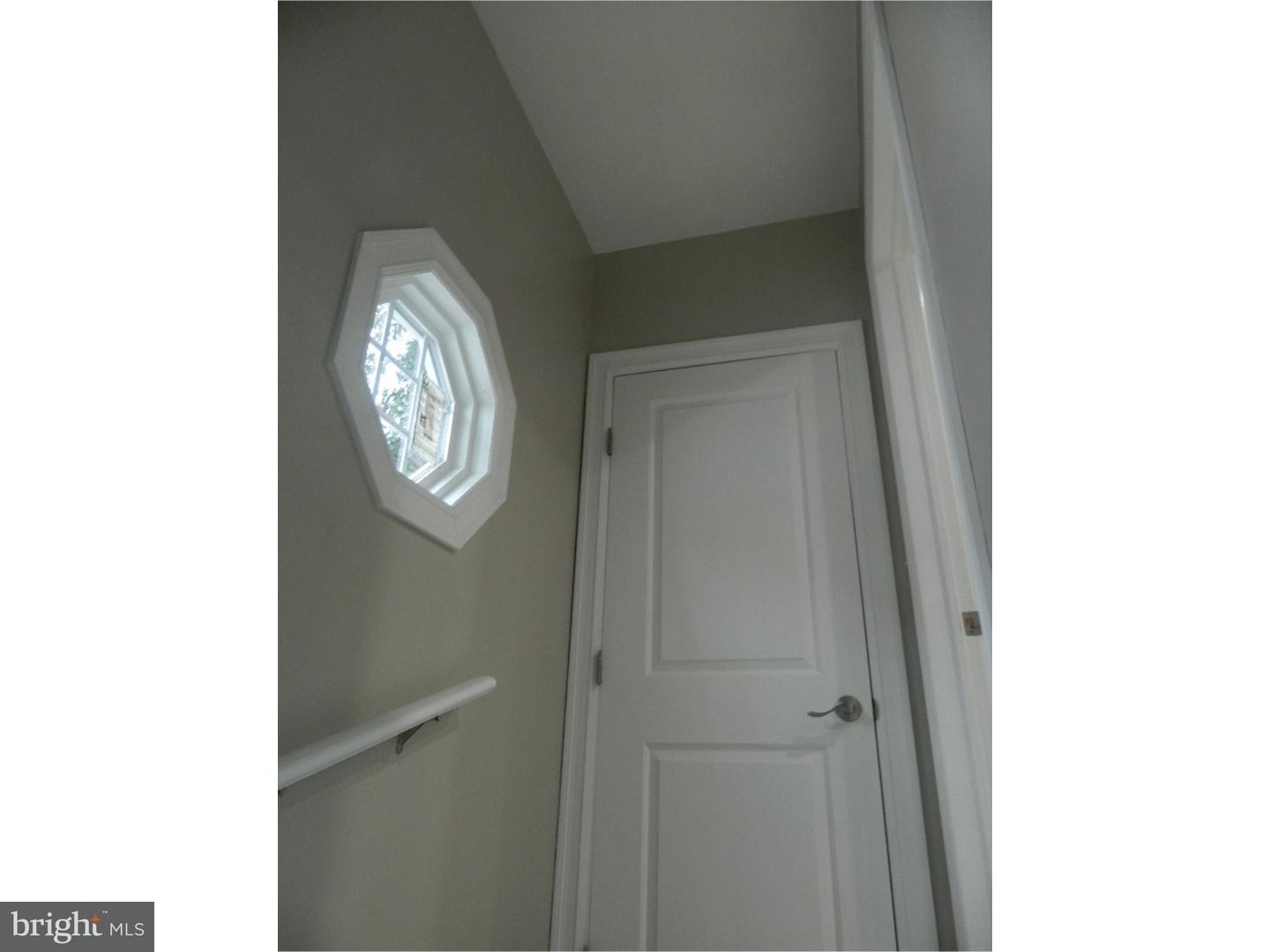 1285 Lower Ferry Road Ewing, NJ 08618 - Photo 3 of 24