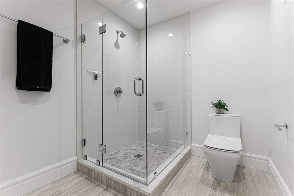 86 Berkeley Street, Unit 1 Boston, MA 02116 - Photo 12 of 14