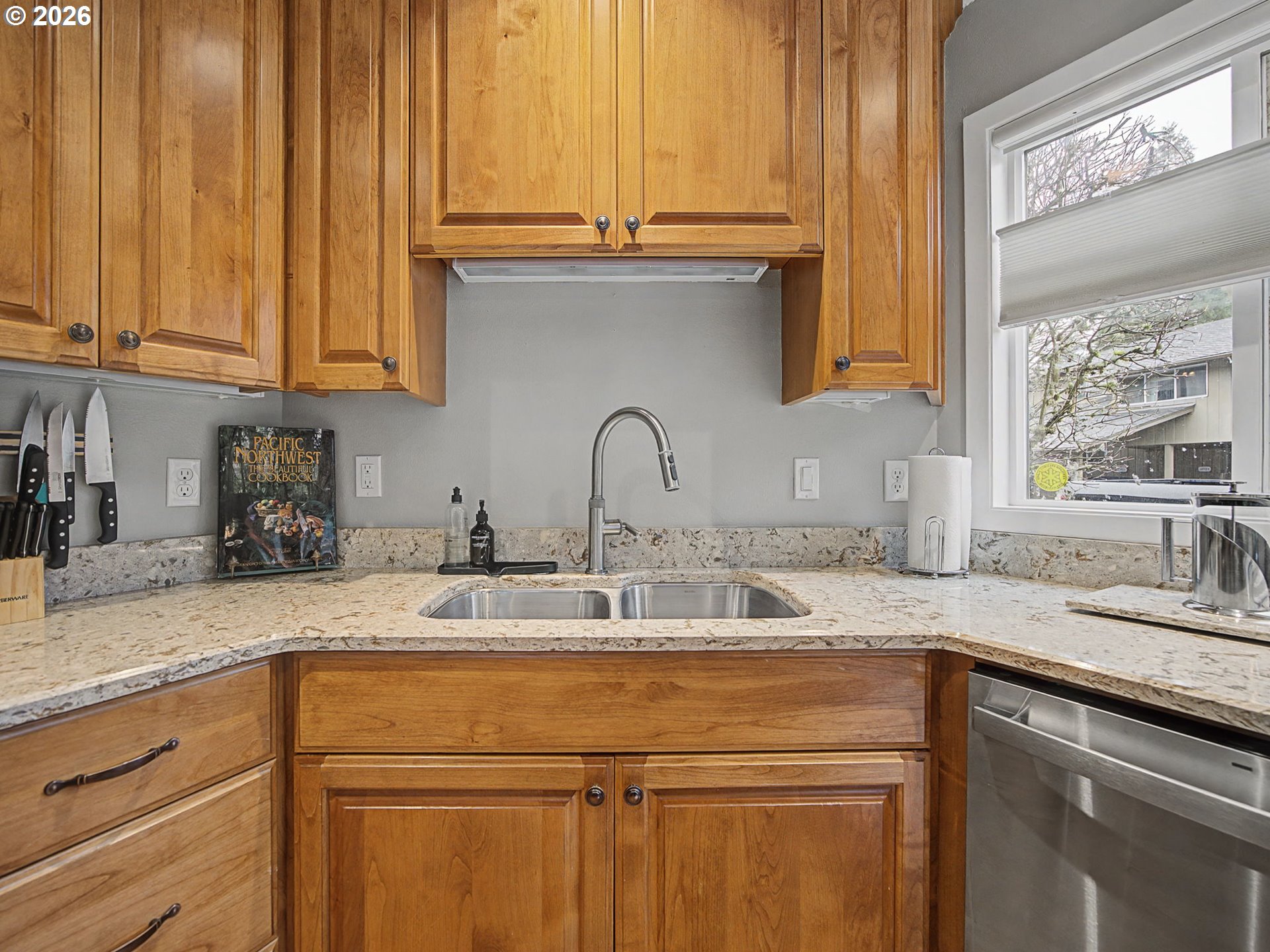 68660 East Fairway Estates Road Welches, OR 97067 - Photo 8 of 37 Kitchen