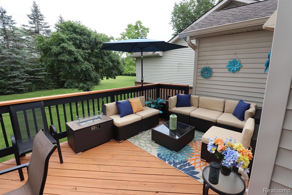 26258 Orchard Lake Road Farmington Hills, MI 48334 - Photo 6 of 22