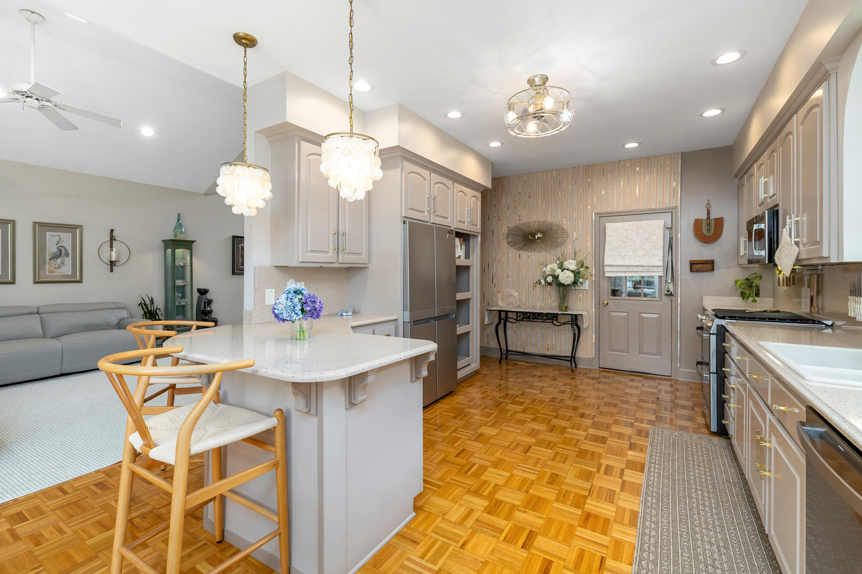 209 Ridge Lake Drive Manning, SC 29102 - Photo 29 of 66 KITCHEN AREA