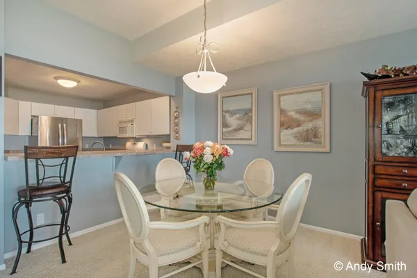 $629,900 | 965 West Savidge Street, Spring Lake, MI 49456