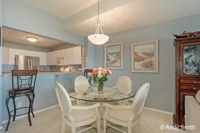 $629,900 | 965 West Savidge Street, Spring Lake, MI 49456