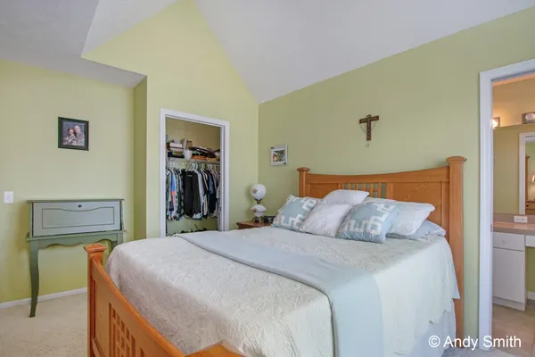 $629,900 | 965 West Savidge Street, Spring Lake, MI 49456