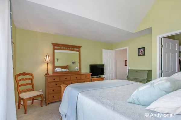 $629,900 | 965 West Savidge Street, Spring Lake, MI 49456