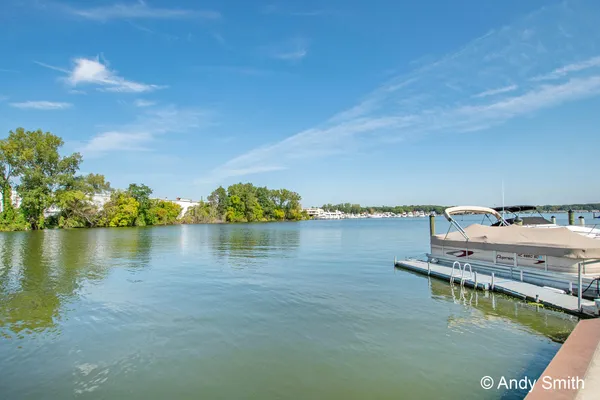 $629,900 | 965 West Savidge Street, Spring Lake, MI 49456