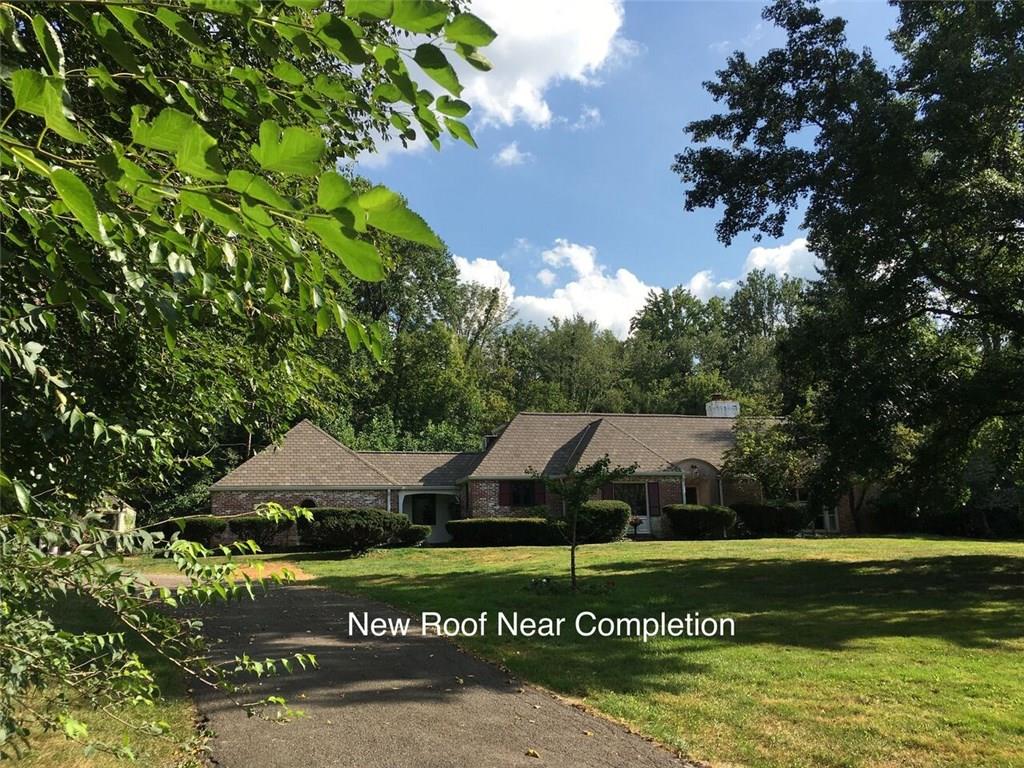 5835 Braewick Road Indianapolis, IN 46226 - Photo 2 of 34 Gallery Image 2