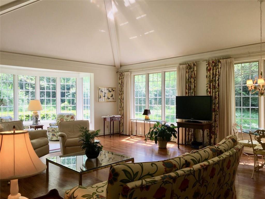 5835 Braewick Road Indianapolis, IN 46226 - Photo 7 of 34 Gallery Image 7