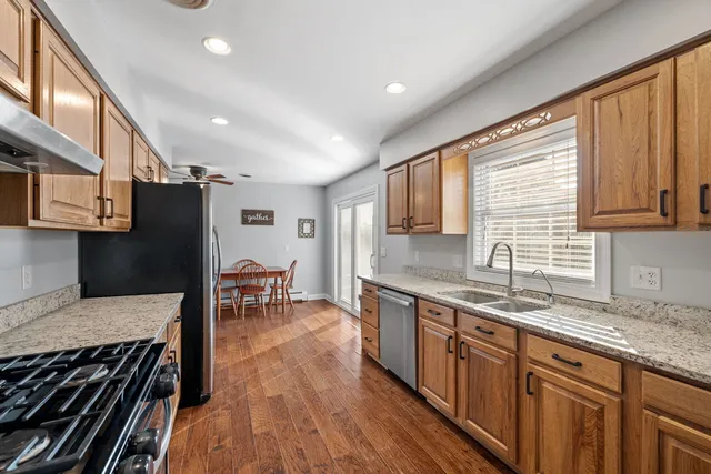 $395,000 | 3 Poplar Drive, Yorkville, IL 60560